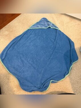 Cloud Island Hooded Baby Bath
